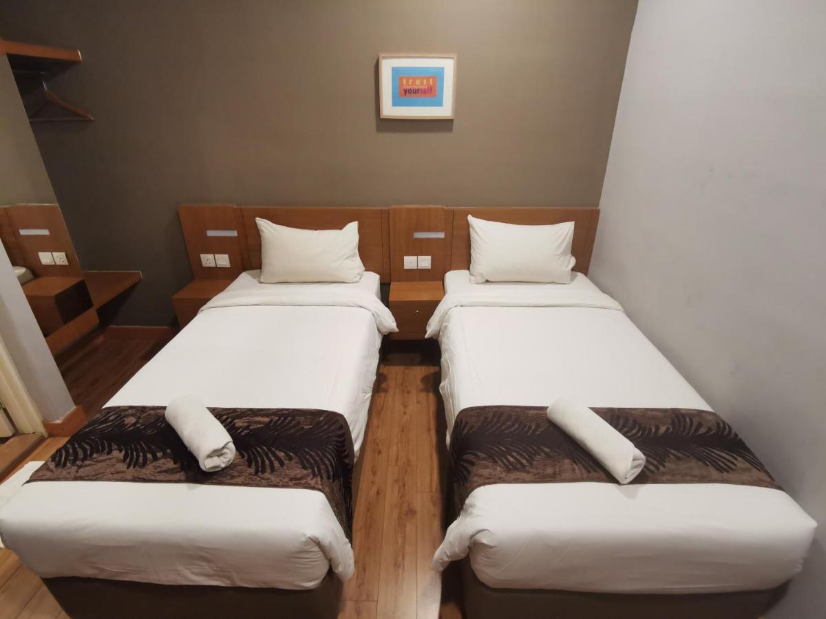 Hotel Zamburger Second Link Johor Bahru Esterno foto
