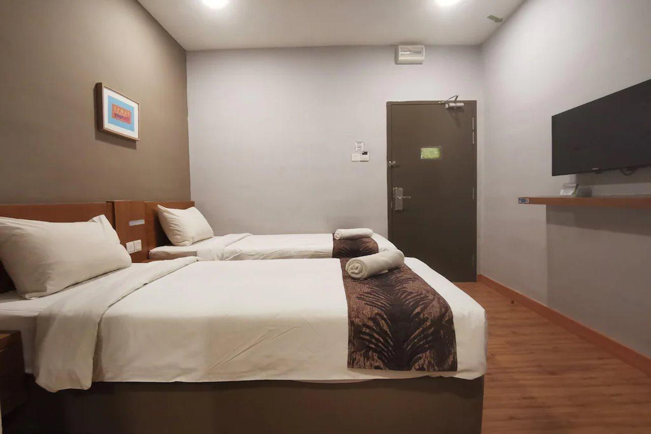 Hotel Zamburger Second Link Johor Bahru Esterno foto