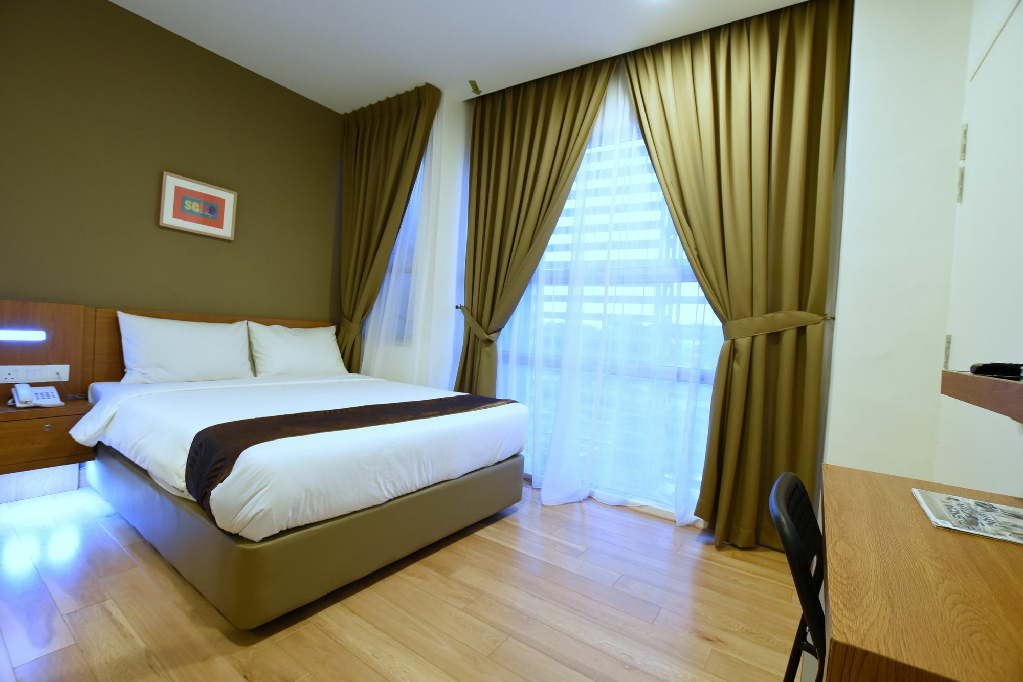 Hotel Zamburger Second Link Johor Bahru Esterno foto